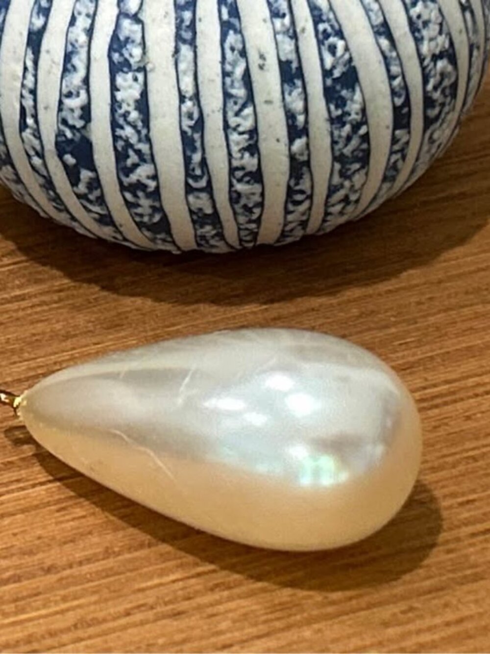 Vintage large faux pearl pendant 2β